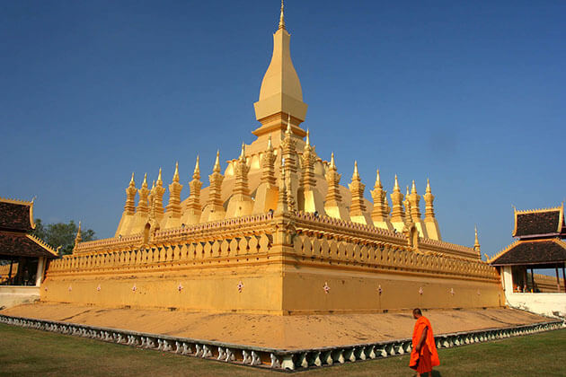 Pha That Luang - vietnam and laos holiday from india