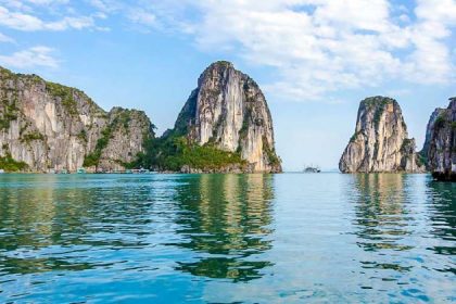 halong bay in vietnam