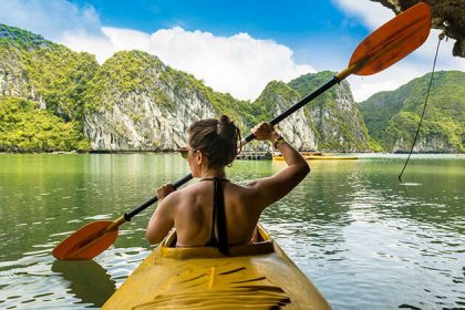 kayak on halong bay