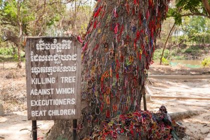 the killing fields in phnom penh